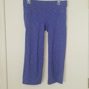 Athleta Energy Power Up Capri Legging